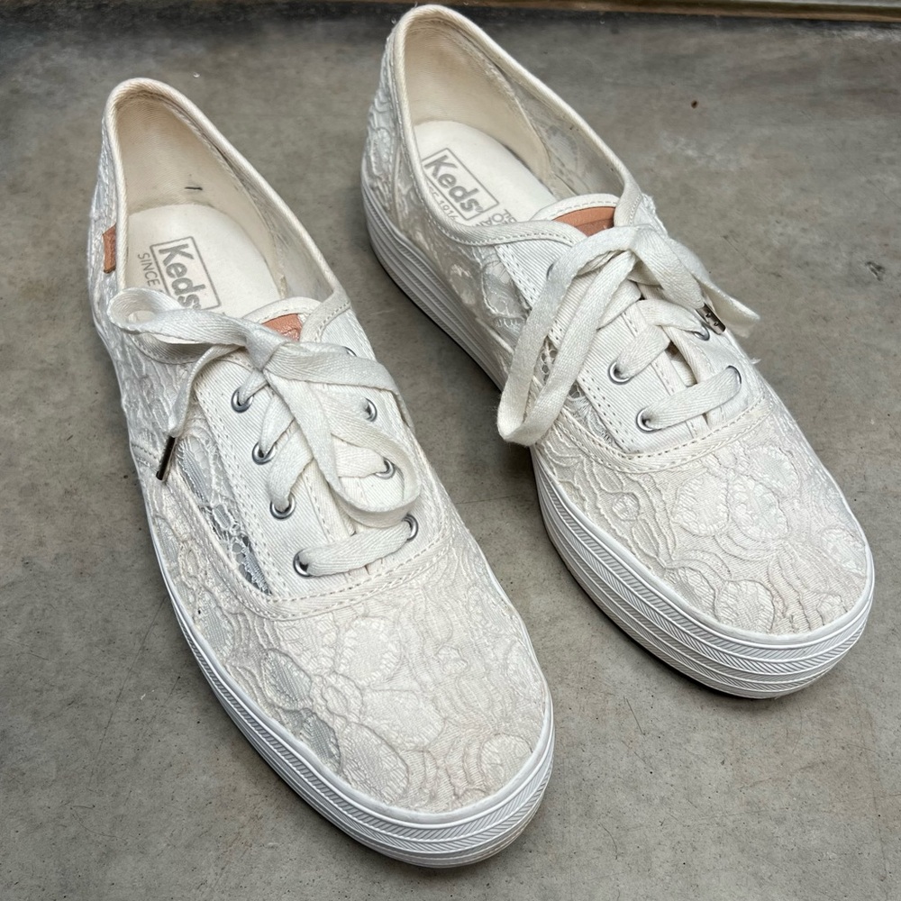 Keds Triple CVO Cream Platform Lace Sneakers Size 8